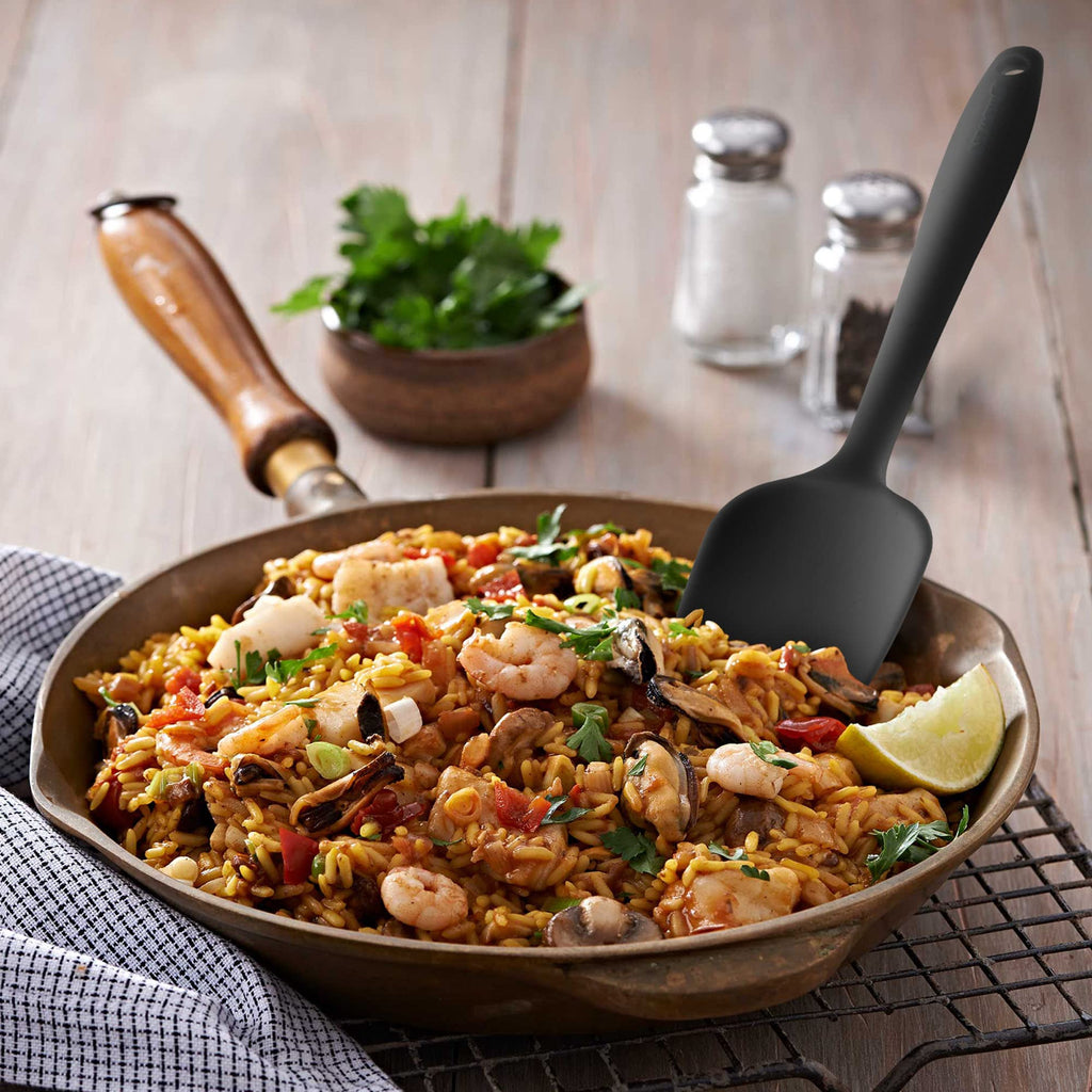 Silicone Spatulas Set Turners Tongs Cooking Utensils Set High Heat Resistant Kitchen Scraper Spatulas for Cooking Mixing Baking BPA Free Dishwasher Safe, Black